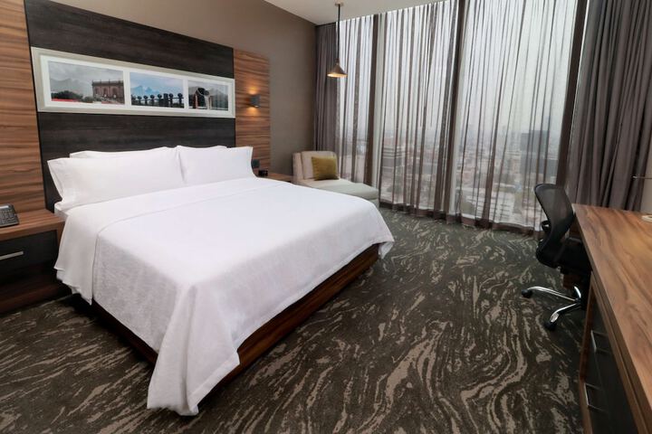 Room 22 of 60
