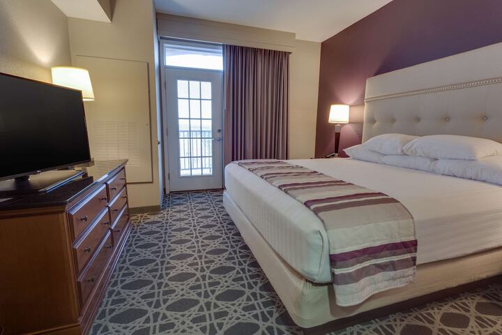 Room 10 of 43