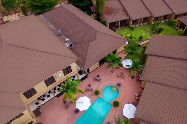 Pool 6 of 27