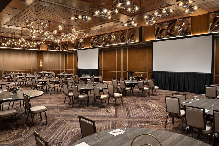 Meeting facility