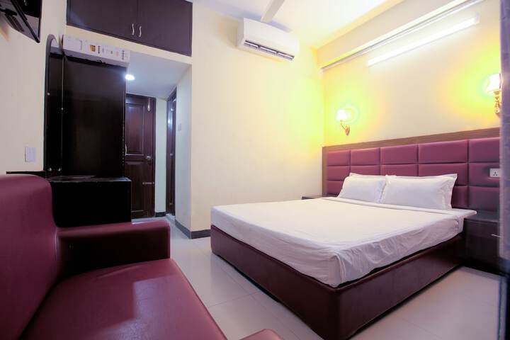 Room 12 of 23