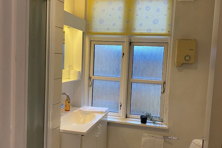 Room 12 of 26