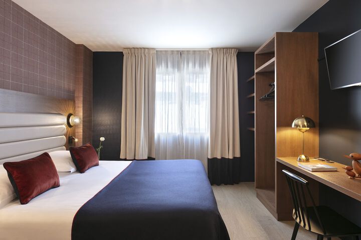 Room 8 of 59