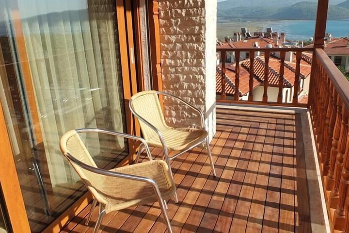 Terrace/Patio 7 of 22