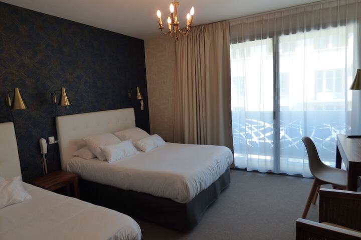 Room 17 of 45