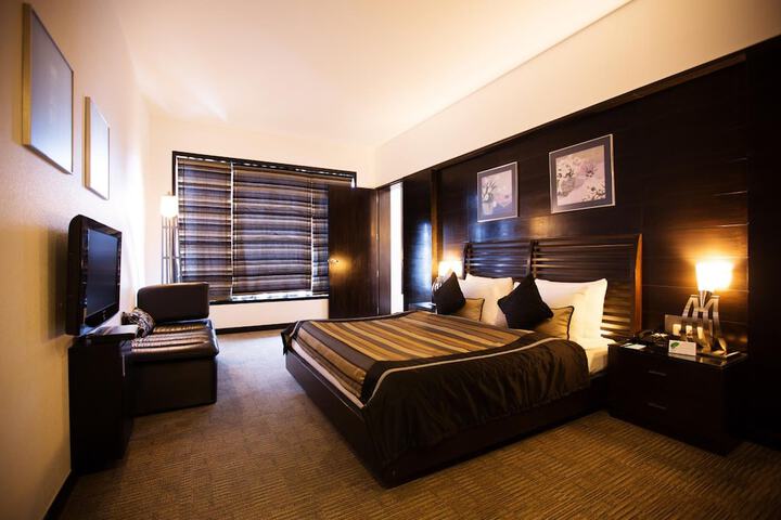 Room 12 of 63