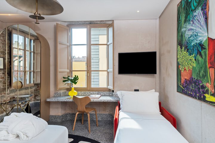 Room 10 of 95