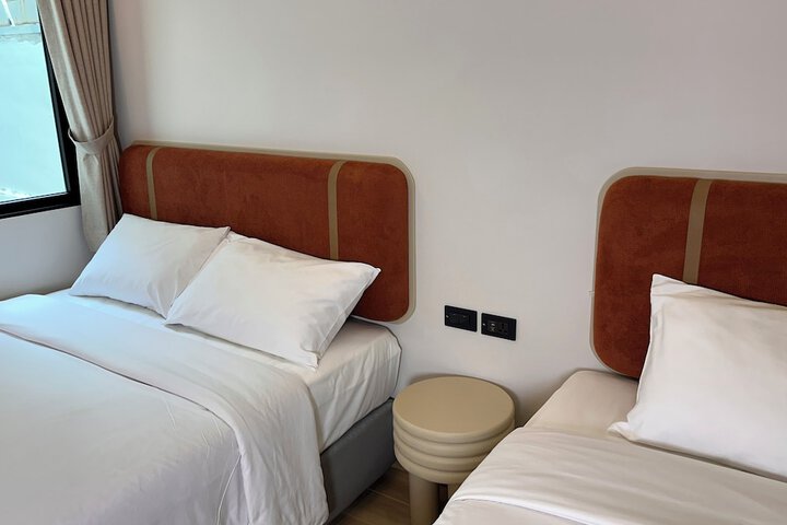 Room 17 of 79