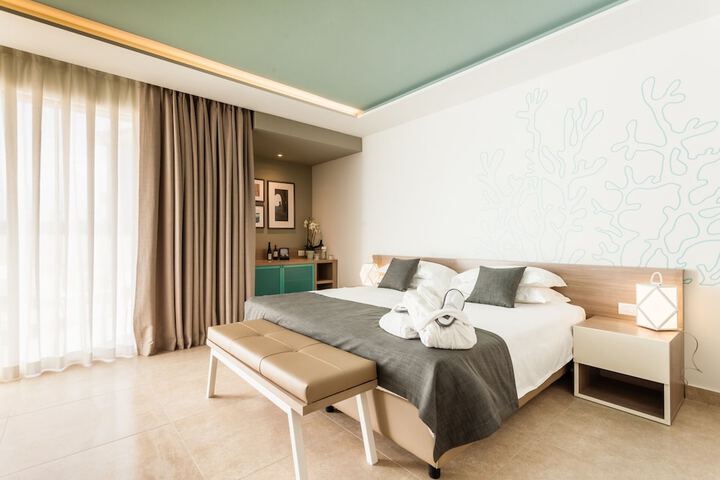 Room 20 of 74