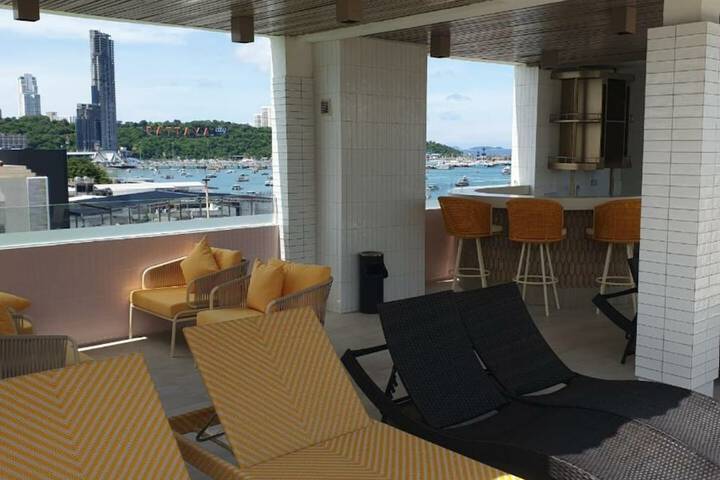 Sundeck 72 of 74