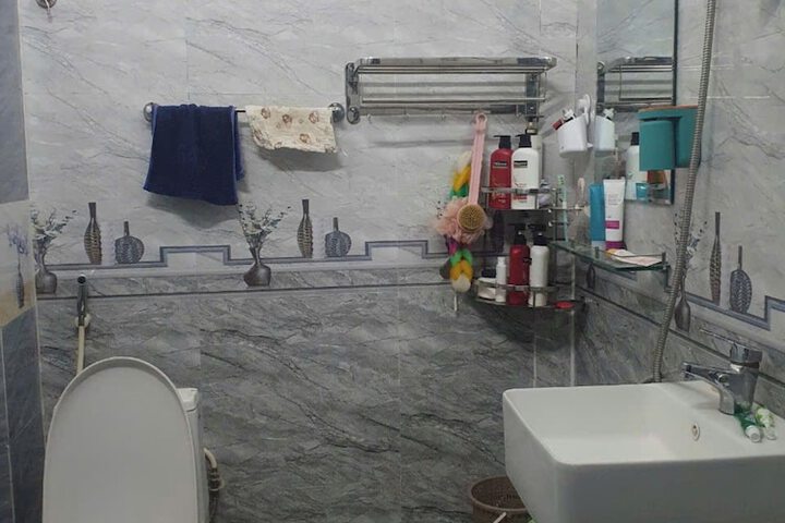 Room 18 of 26