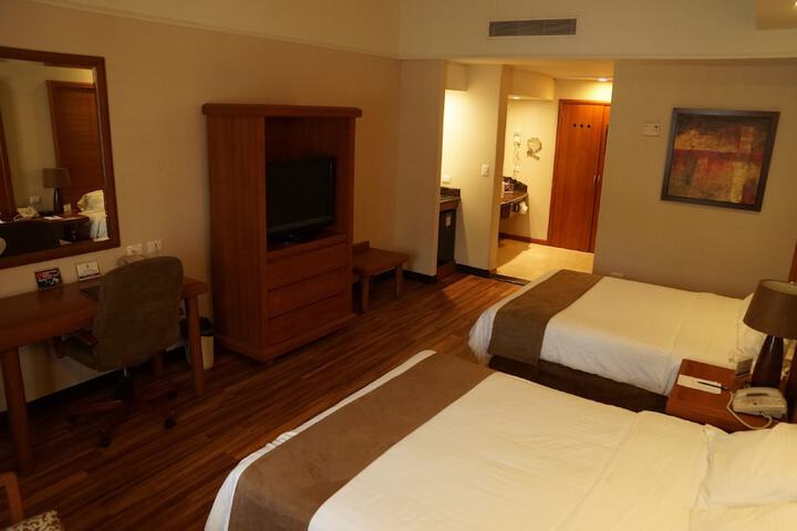 Room 7 of 53