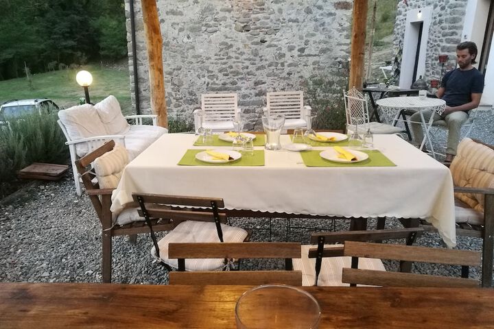 Dining 34 of 39