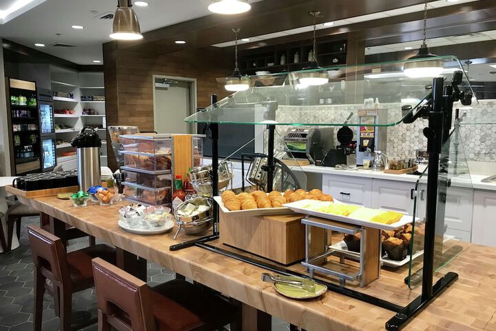 Breakfast area