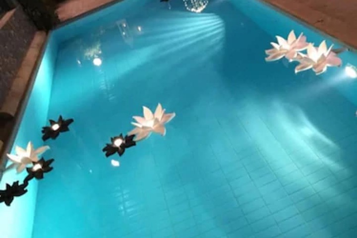 Hotel with Pool