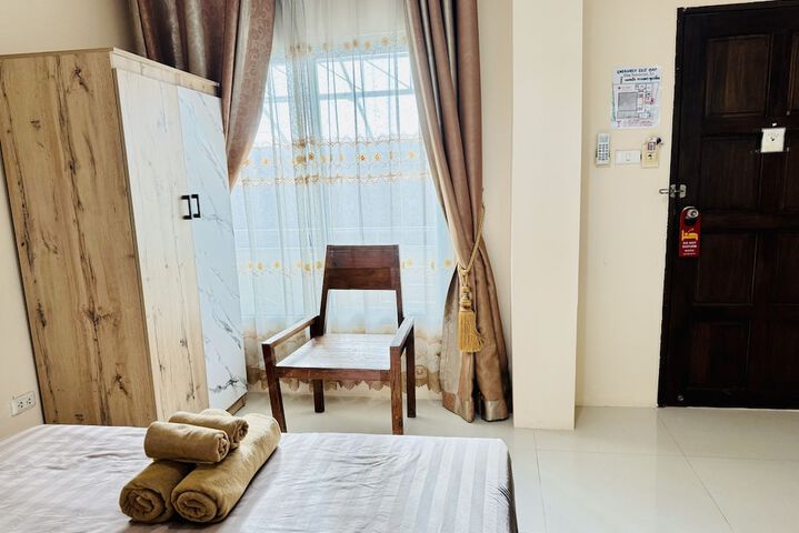 Room 65 of 95