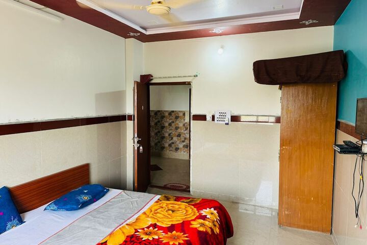 Room 9 of 9