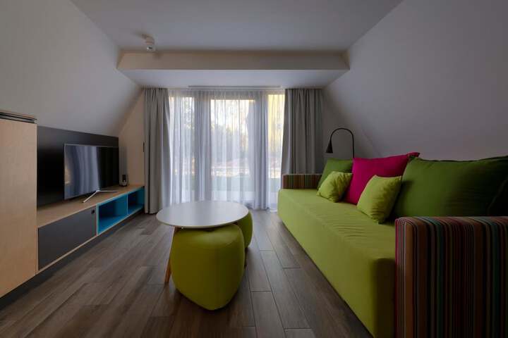 Room 20 of 49