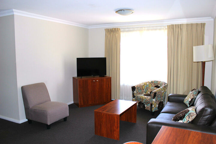 Room 84 of 136