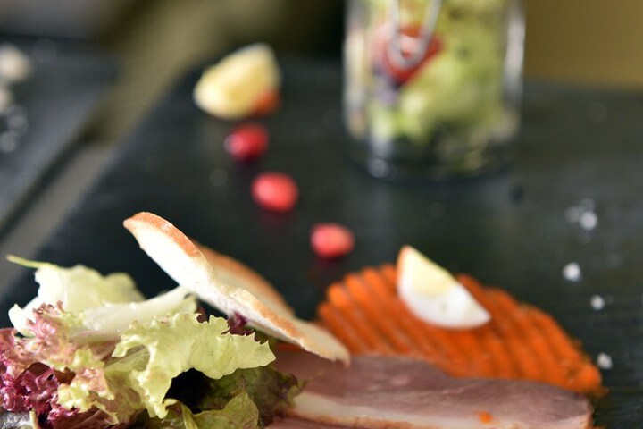 Dining 43 of 89