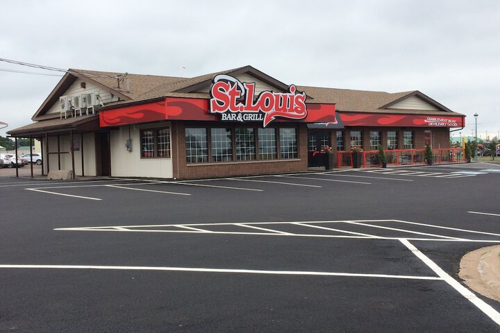 Sports bar