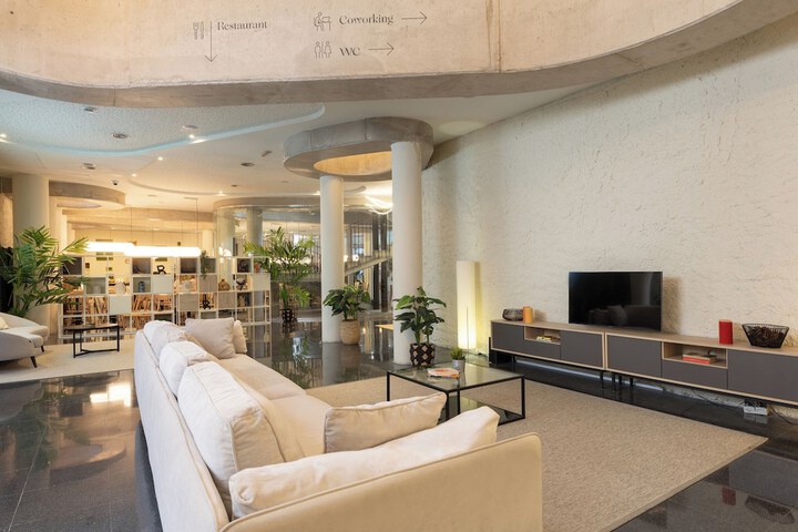 Lobby Entry