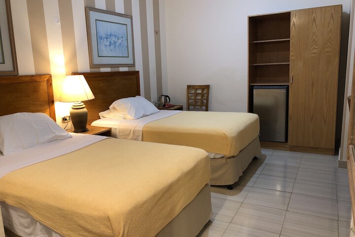 Room 26 of 73