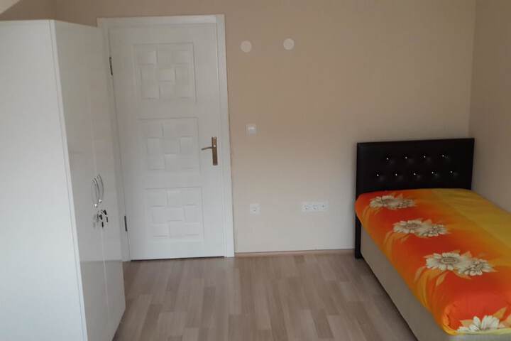 Room 18 of 20