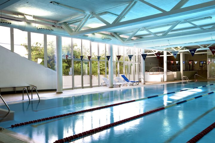 Hotel Pool