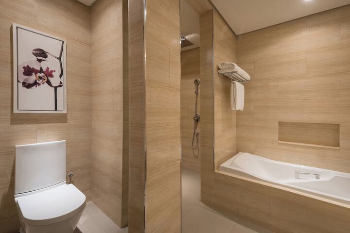 Room 53 of 113