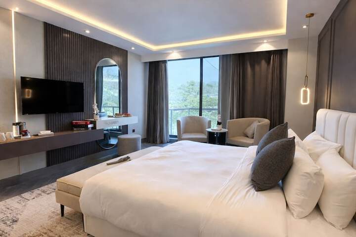 Room 15 of 41