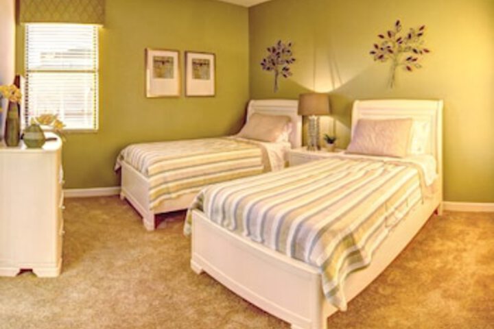 Room 32 of 34