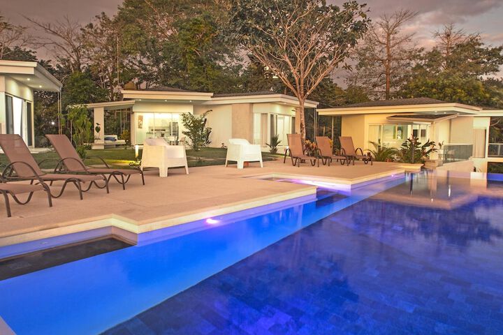 Pool 67 of 120