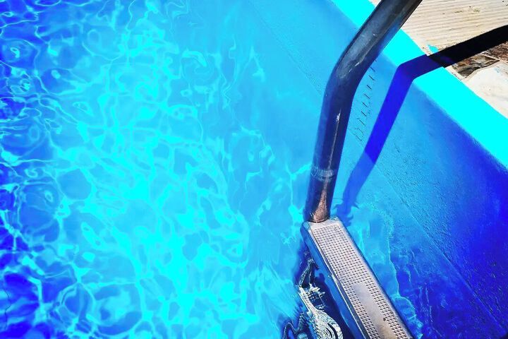 Pool 16 of 28
