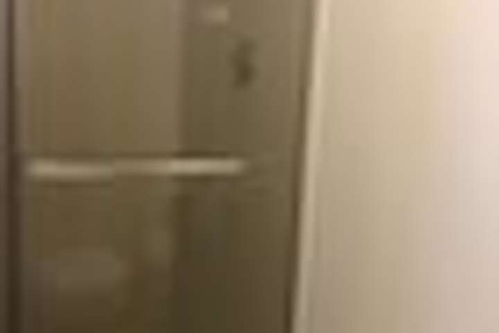 Room 17 of 27