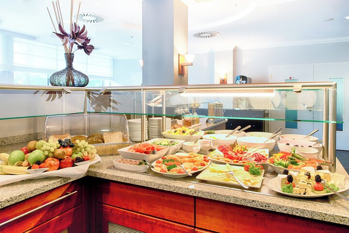 Dining Photos