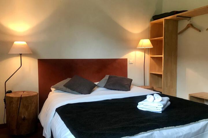 Room 11 of 31