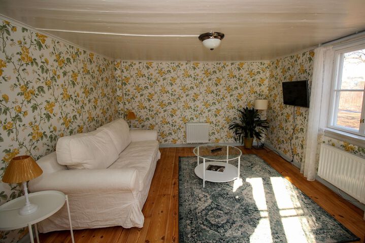 Room 14 of 81