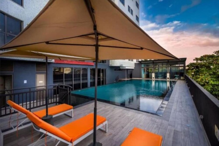 Pool 59 of 110