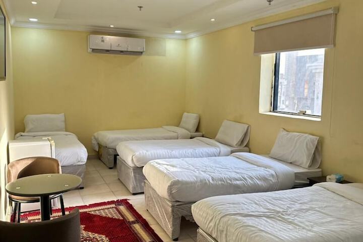 Room 8 of 23