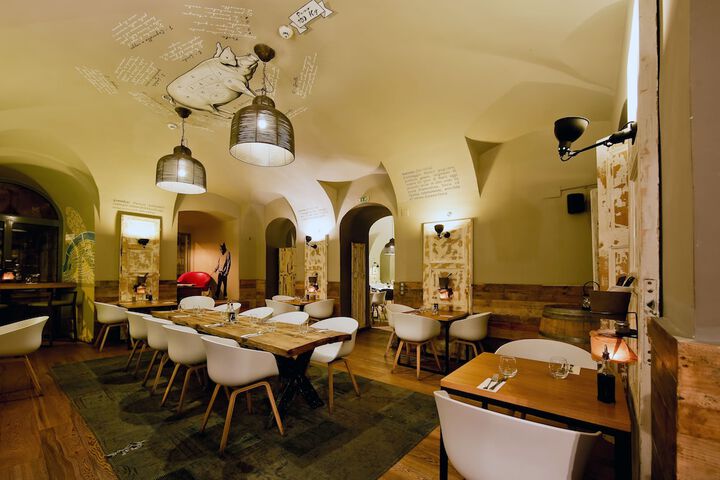 Dining 53 of 69