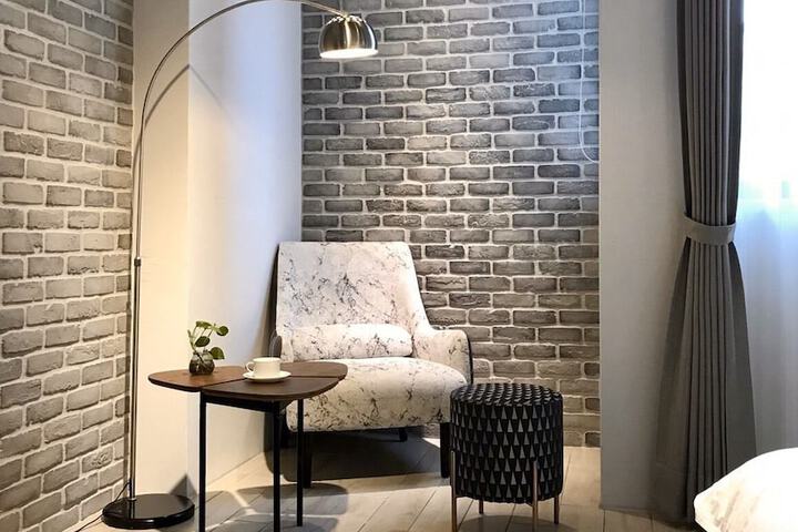 Room 49 of 100