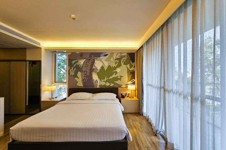 Room 5 of 78