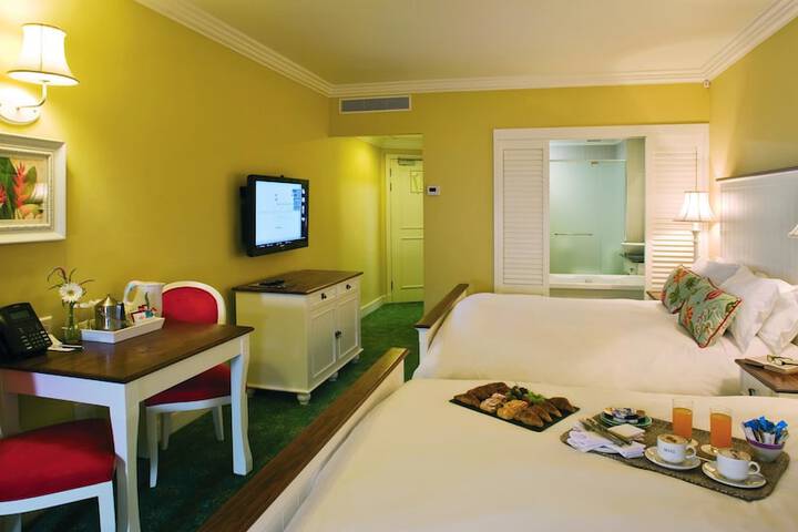 Room 18 of 65