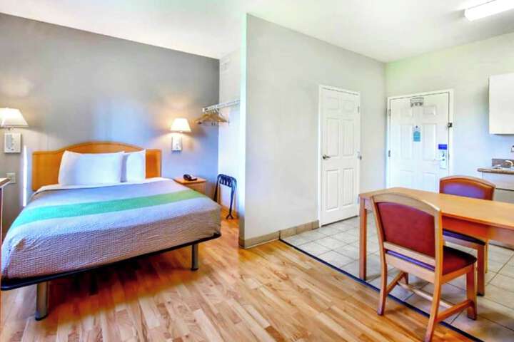 Room 4 of 26