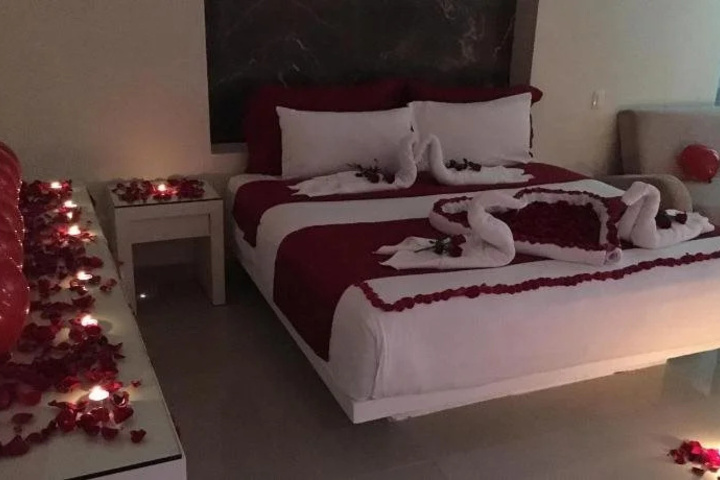 Room 5 of 20