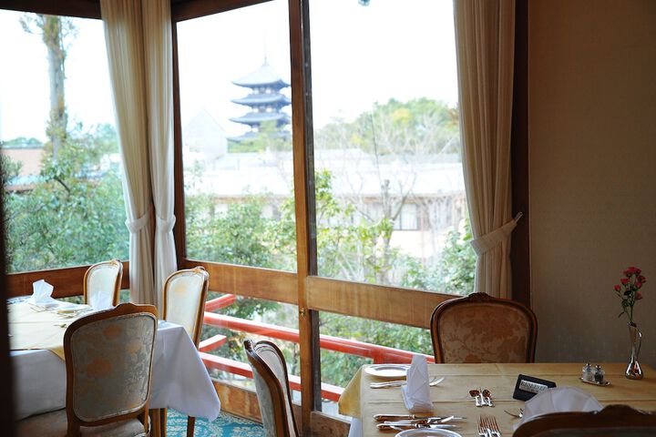 Dining 88 of 120