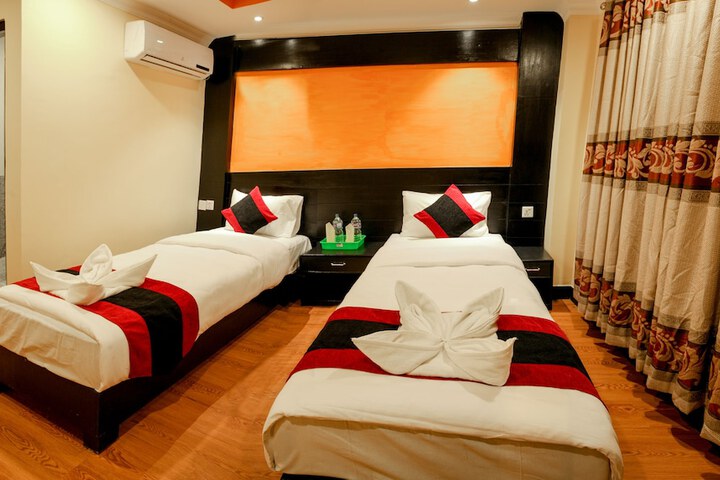 Room 42 of 61