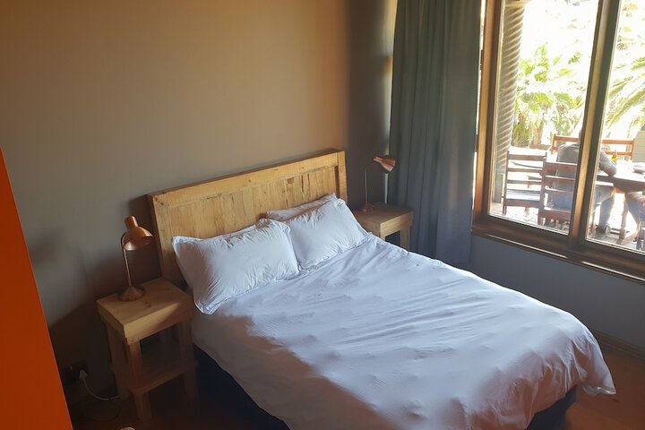 Room 33 of 38