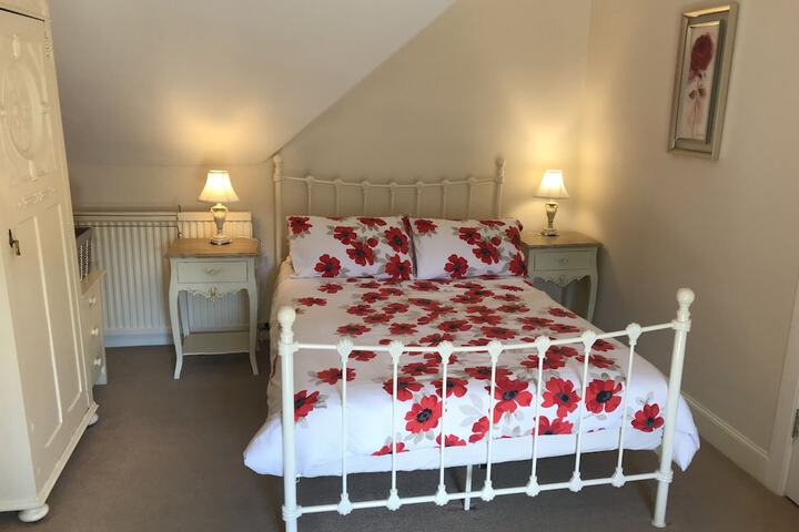 Room 9 of 47